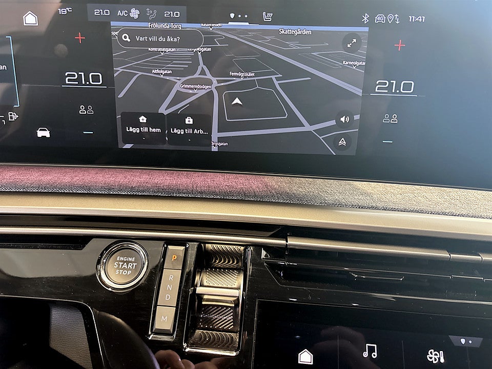 Bild på Peugeot 3008 GT Hybrid 145hk Aut B-KAMERA CARPLAY