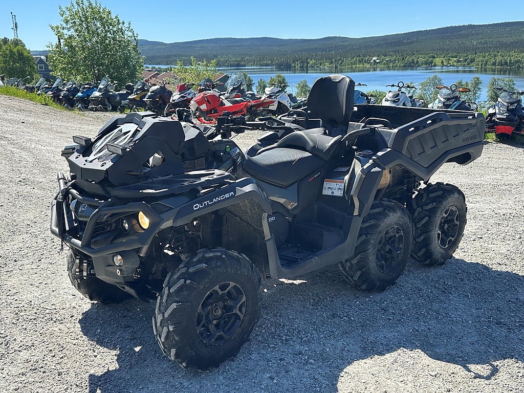 Can-Am Outlander 1000 6x6 MAX