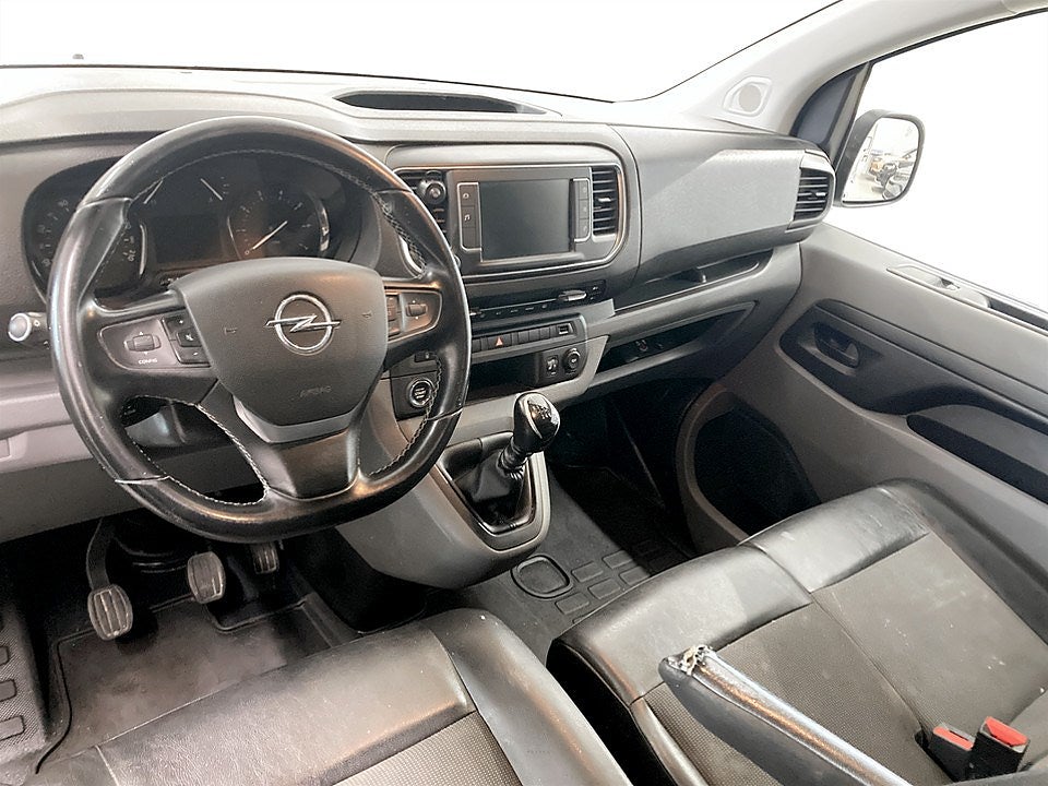 Bild på Opel Vivaro Premium 2.0 120hk L3 - B-KAMERA, CARPLAY