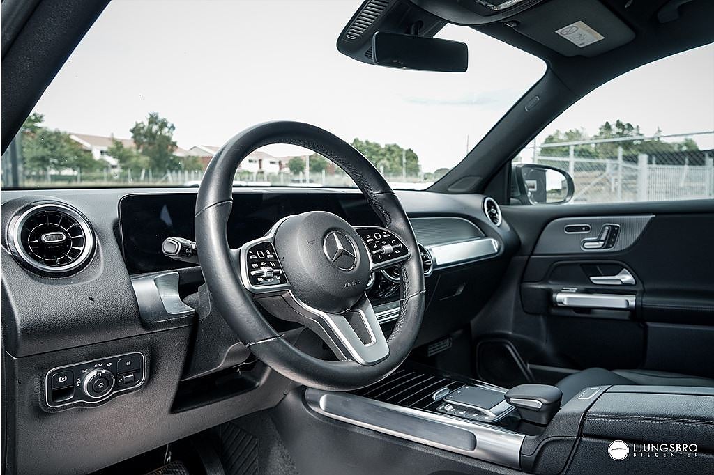 Mercedes-Benz GLB 180 Progressive Line / Värmare / Kamera