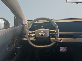 Nissan Ariya 87 90 kWh AWD BOSE-ljud 360° Panorama Navi Rattvärm S&V – bild 9