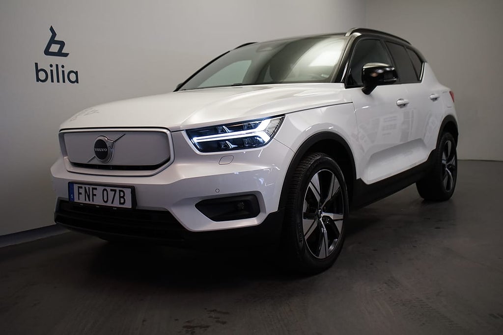 Volvo XC40 P6 Recharge Plus / Metallic /