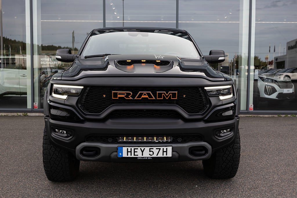 Dodge RAM 1500 TRX 6.2 V8 711 hk / 1 ägare / Ferrita Sportsystem /