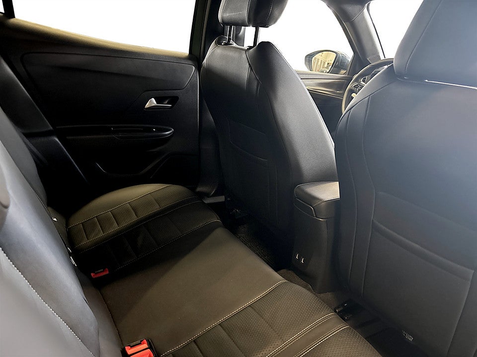 Bild på Opel Mokka Ultimate 1.2 Turbo 130hk Aut B-KAMERA CARPLAY