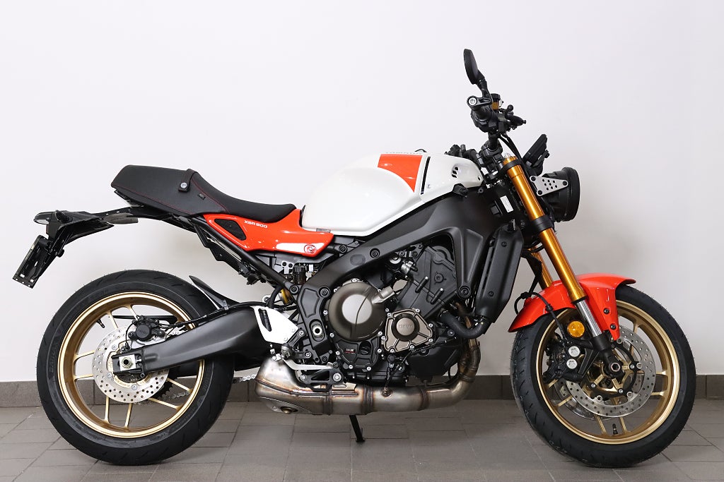 Yamaha XSR900 