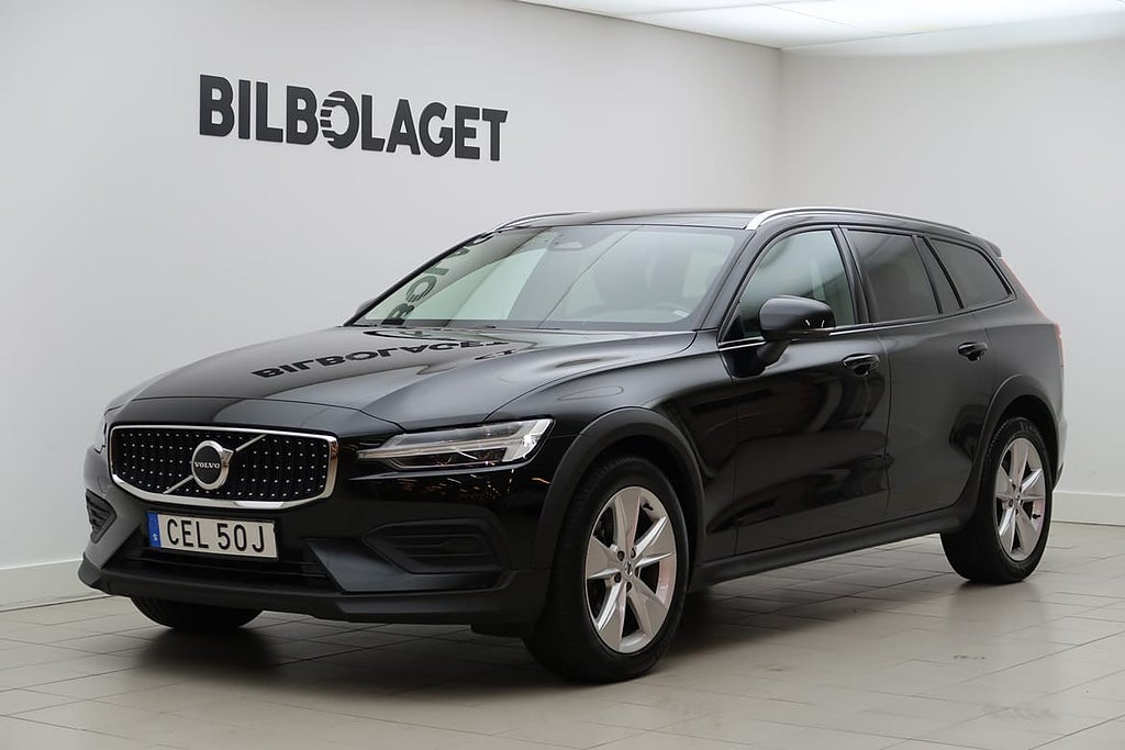 Volvo V60 Cross Country B5 AWD Bensin Core/Värmare/Klimatpaket