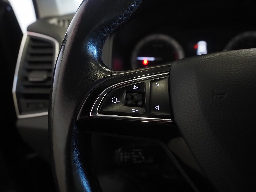 Skoda Karoq 1.0 TSI 115hk Ambition | Adaptiv farthållare | PDC | 2019