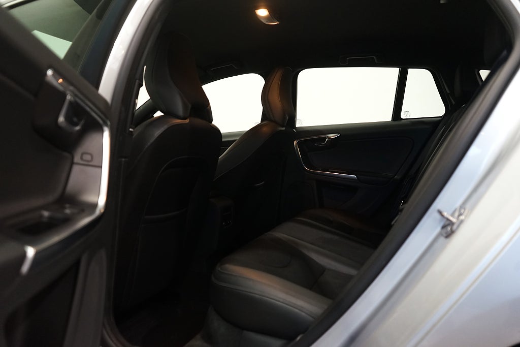 Volvo V60 D4 Geartronic Momentum Automat Värmare 177hk