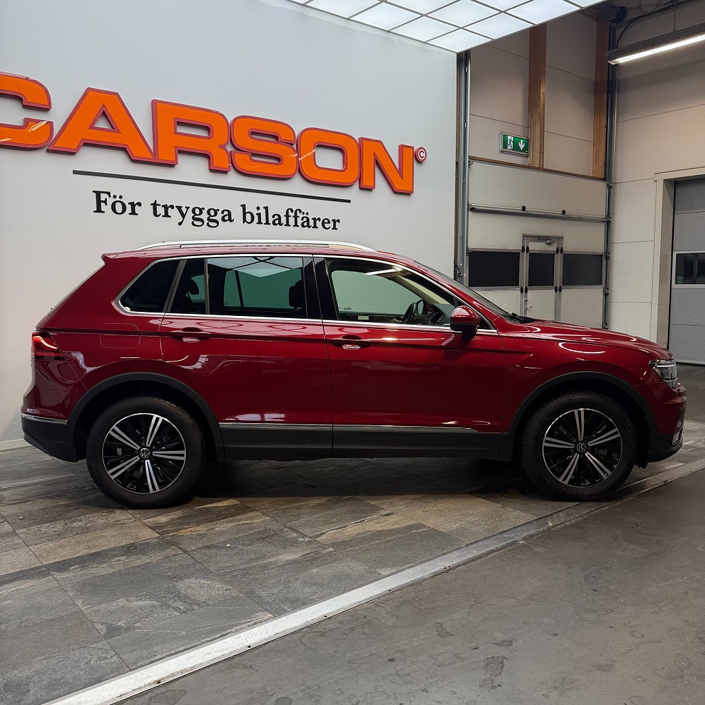 Volkswagen Tiguan 2.0 TDI DPF 4Motion GT Cockpit Backkamera Värmare Drag
