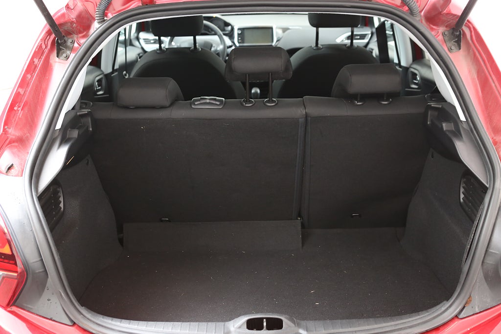 Peugeot 208 1,2 PureTech 82hk Style 5-D Panorama 2016