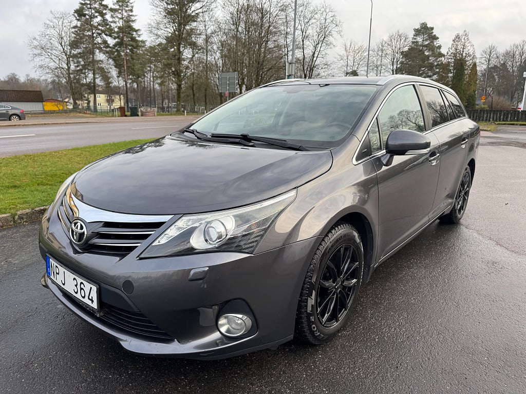 Toyota Avensis 1.8 Valvematic Multidrive S Executive/Dragkrok
