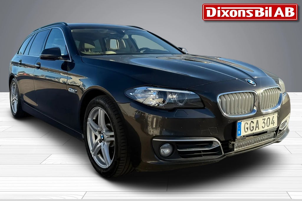 BMW 530D xDrive Touring Steptronic / GPS / Skinnklädsel 