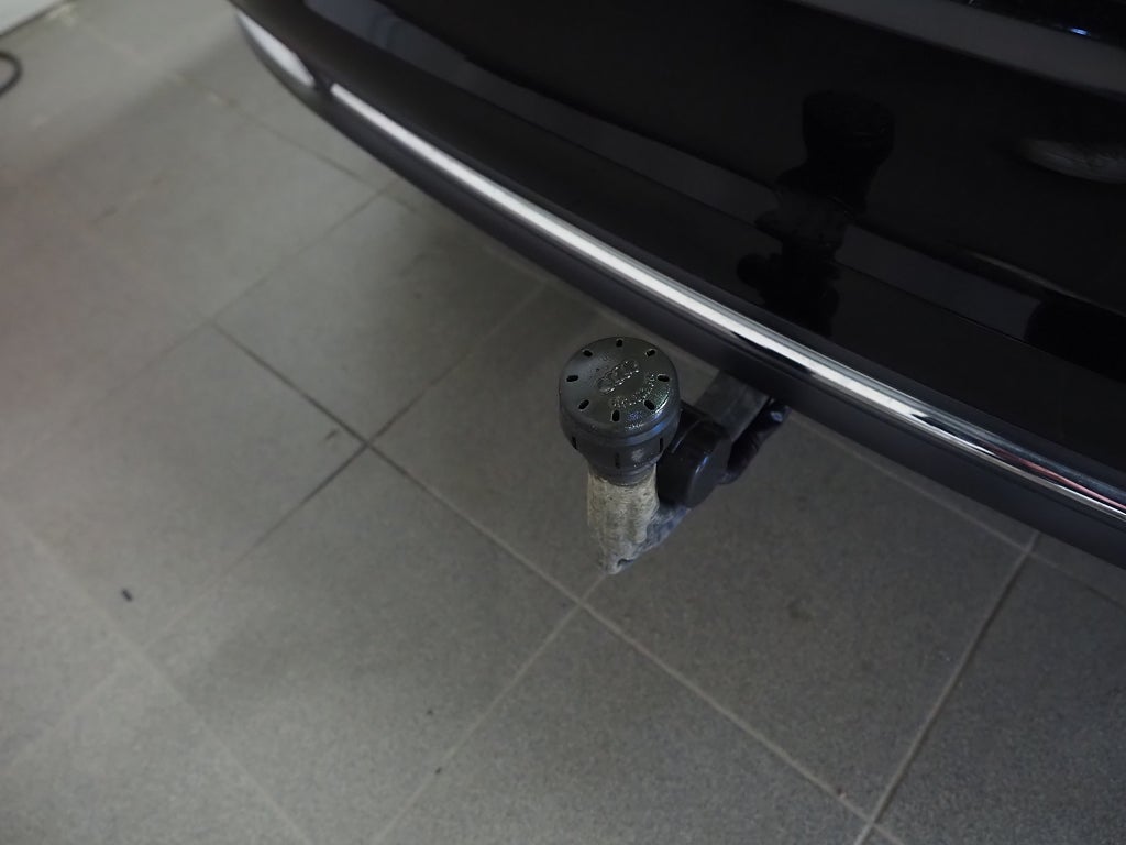 Audi A6 Avant 45 TFSI quattro TFSI MHEV 245hk Navi Värmare Drag