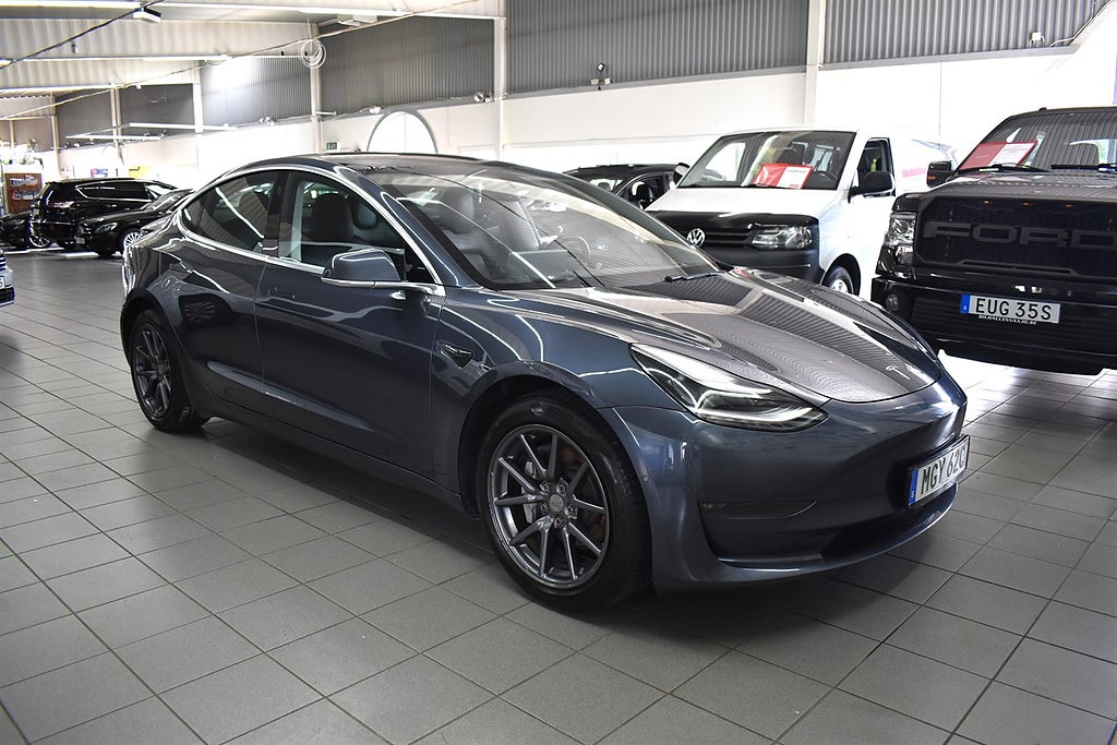 Tesla Model 3 Long Range AWD (440hk)