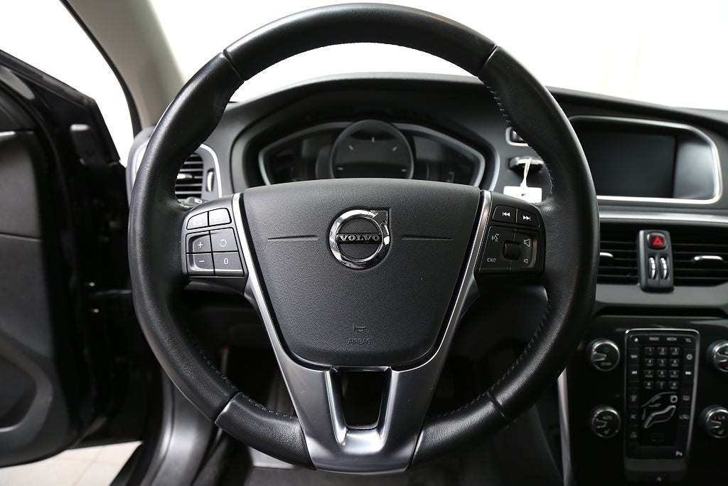 Volvo V40 Cross Country D3 150hk Business Advanced Kamera VOC 2018