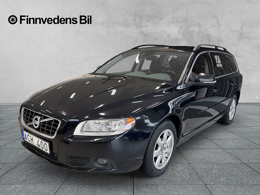 Volvo V70 II D3 Momentum *V-hjul/Navi/Drag*