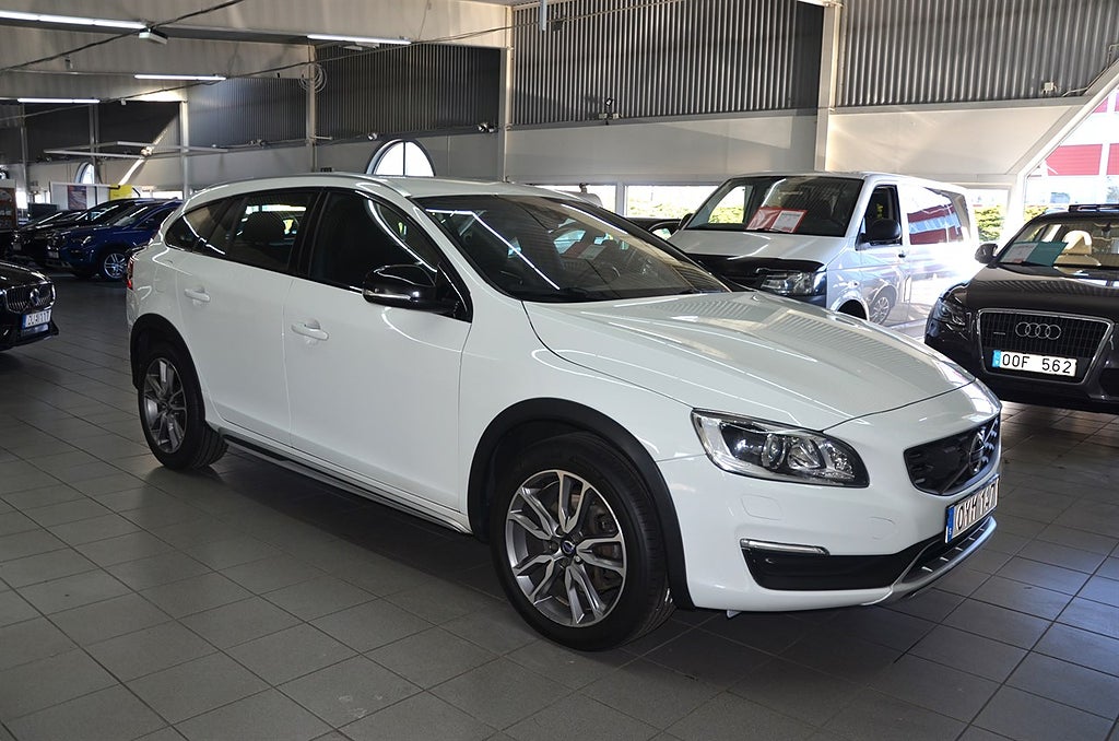 Volvo V60 Cross Country D4 190hk Momentum