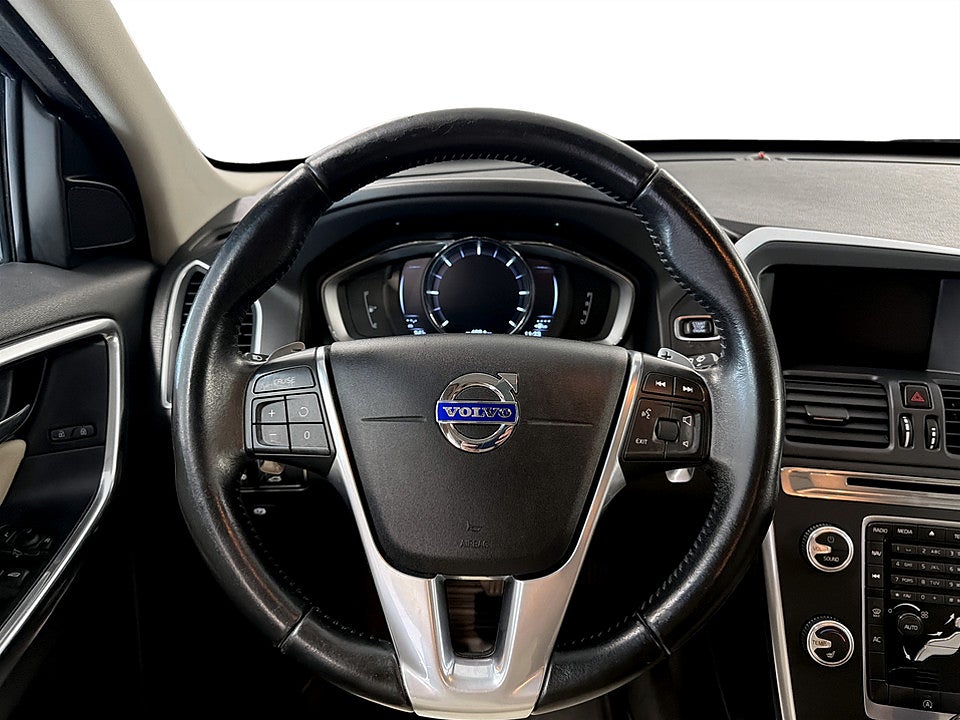 Bild på Volvo XC60 Summum Business Edition D4 190hk Aut PANO ELSTOL