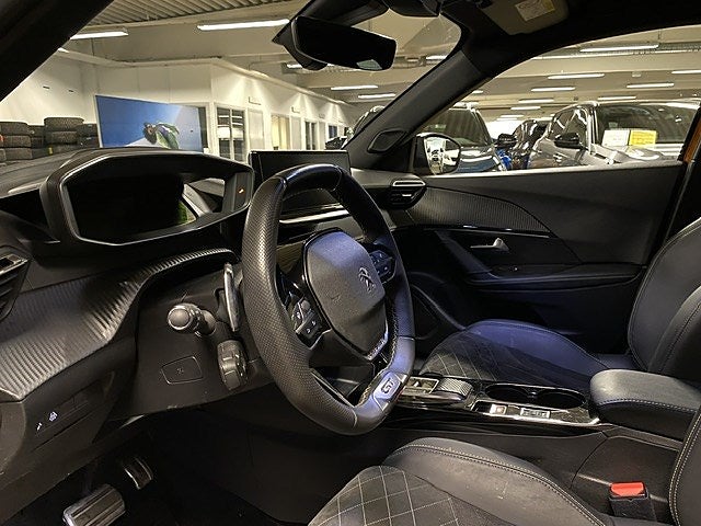 Bild på Peugeot 2008 GT 1.2 PT 155hk Aut RÄNTEKAMPANJ MED DNB 3,99%