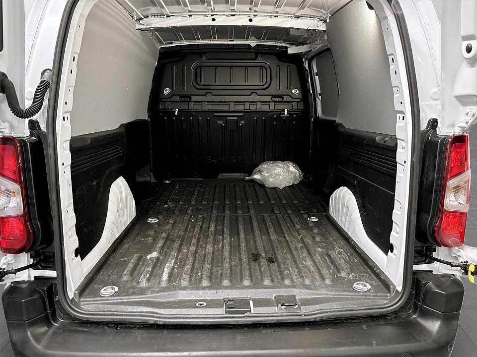 Bild på Peugeot Partner 1.5 BHDi 130hk Aut B-KAMERA CARPLAY