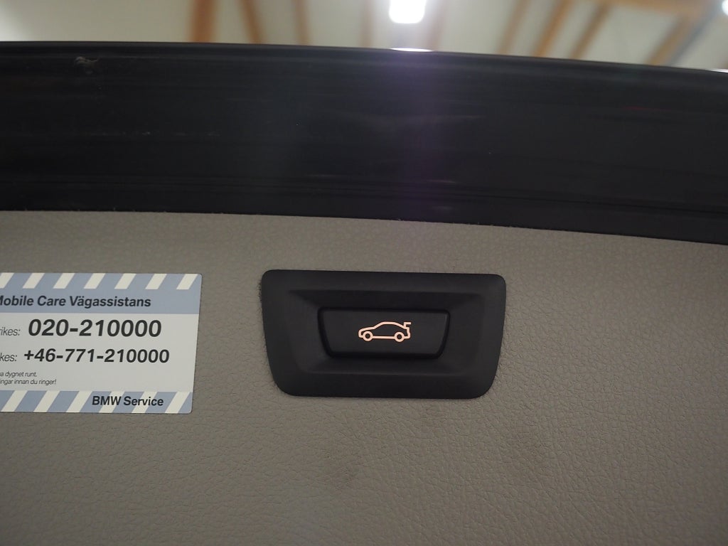 BMW 318 d 150hk Touring Steptronic Sport line  | Navi | Drag | 2017