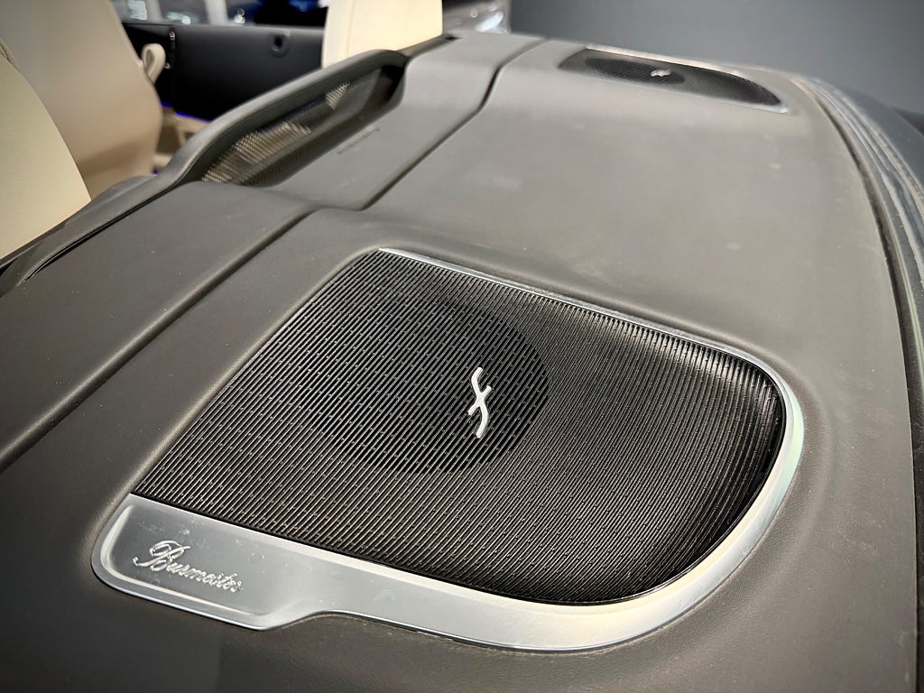 Mercedes-Benz CLE 300 4MATIC Cabriolet AMG Premium Läder Drag Burmester - bild 8