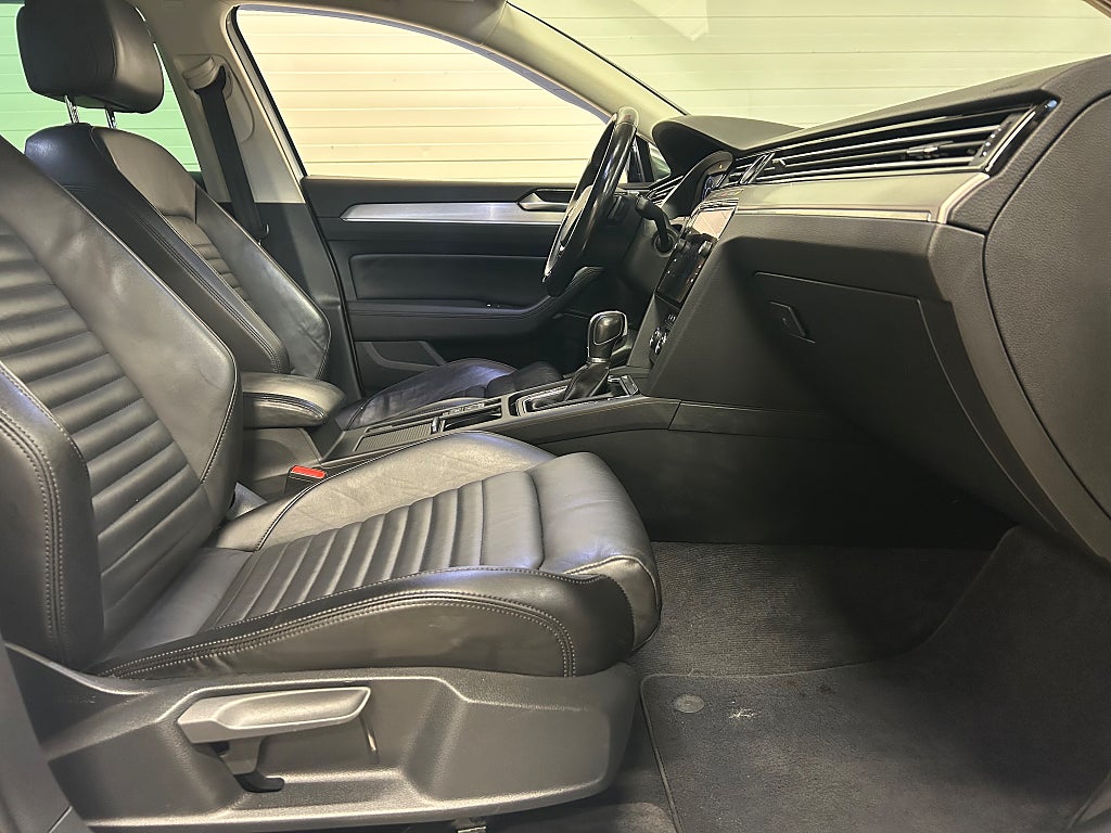 Volkswagen Passat Alltrack 2.0 TDI 4M Cockpit D-Värm Drag 2018