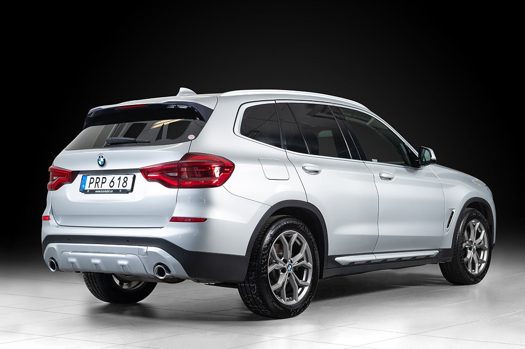 BMW X3 2018 - miniatyr 2