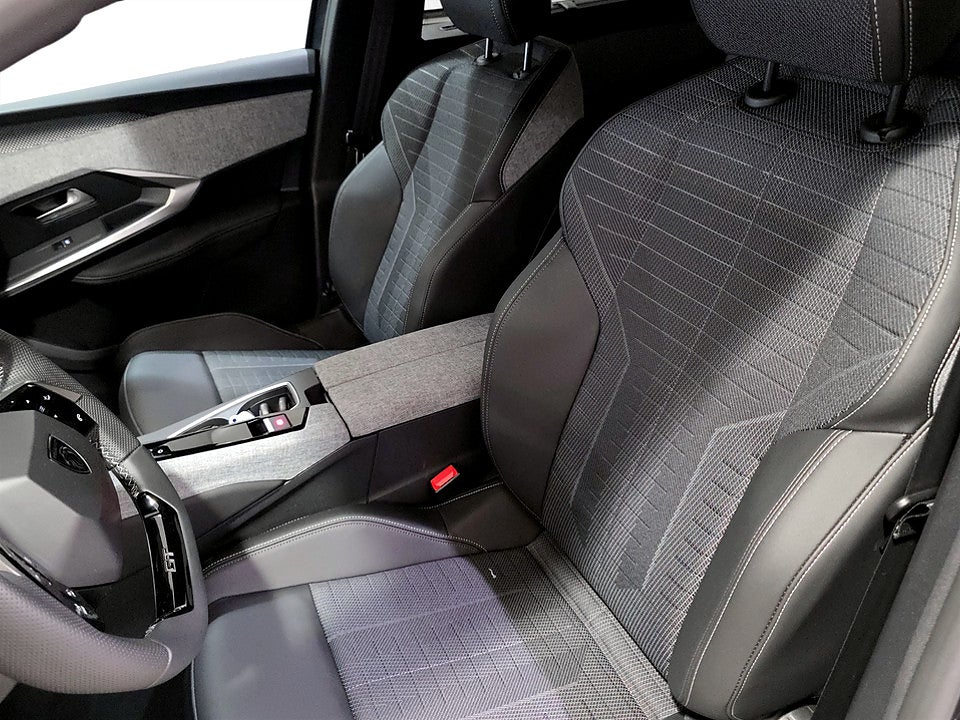 Bild på Peugeot 5008 GT Hybrid Aut - KAMPANJPRIS PRIVATLEASING 12 MÅN!