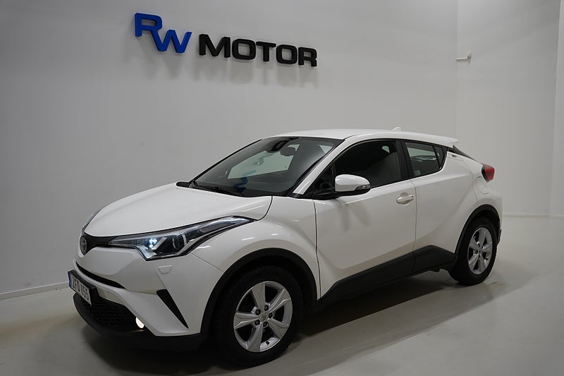 SUV Toyota C-HR 1 av 16
