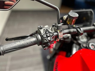 Ducati Monster V2 Plus DQS/ Termignoni slip-on / Endast 214 mil!