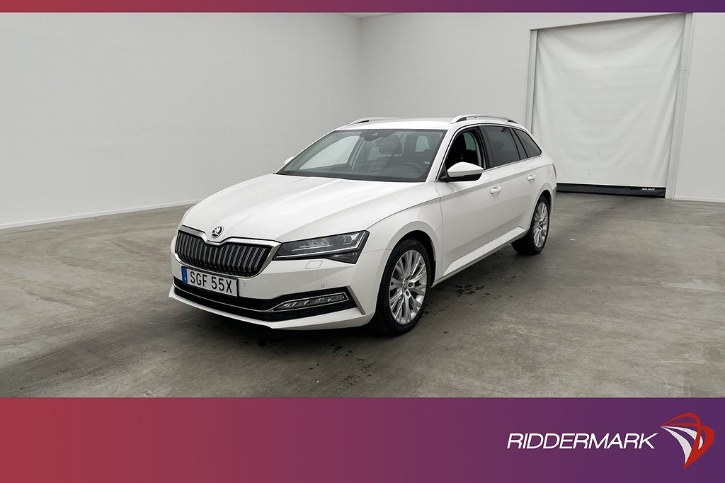 Skoda Superb iV Plug-in 218hk Business Cockpit Värm GPS Drag