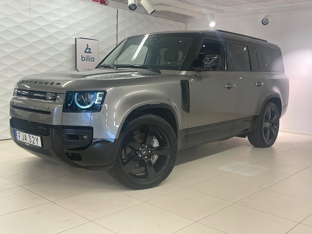 Land Rover Defender 130 D300 X-Dynamic HSE