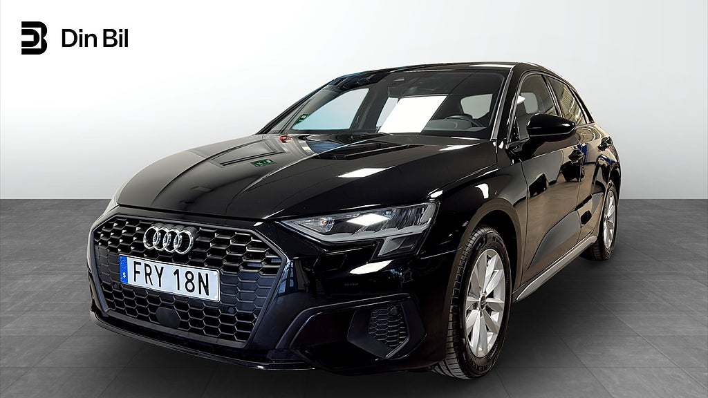 Audi A3 Sportback 35 TFSI 150HK 6-växlad Proline / CarPlay