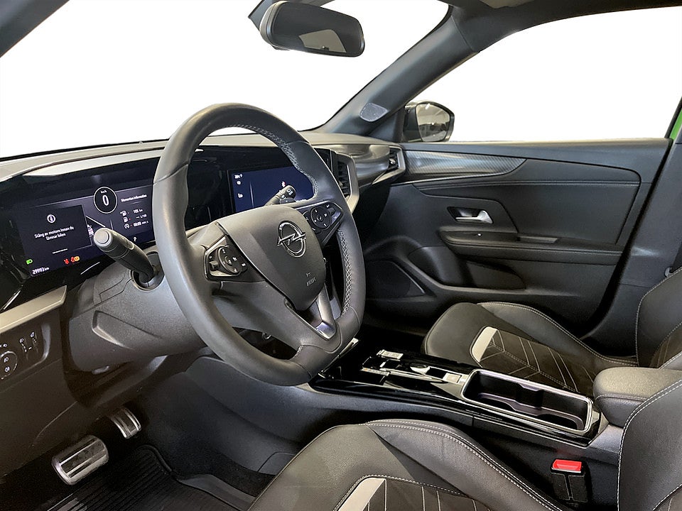Bild på Opel Mokka Ultimate 1.2 Turbo 130hk Aut B-KAMERA CARPLAY RATTVÄRME