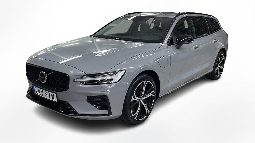 Volvo V60 T6 Plus Dark Nordic Edition