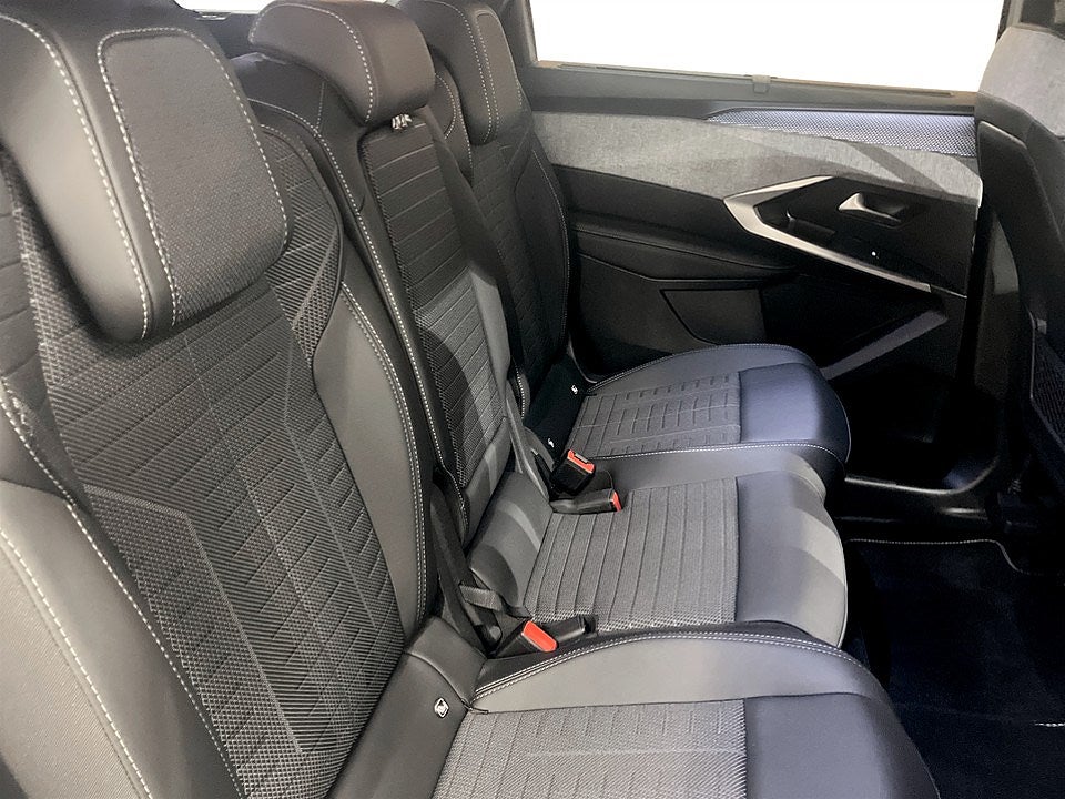 Bild på Peugeot 5008 GT Hybrid 145hk Aut - NYA VINTERHJUL INGÅR!