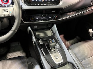 SUV Nissan Qashqai 15 av 25
