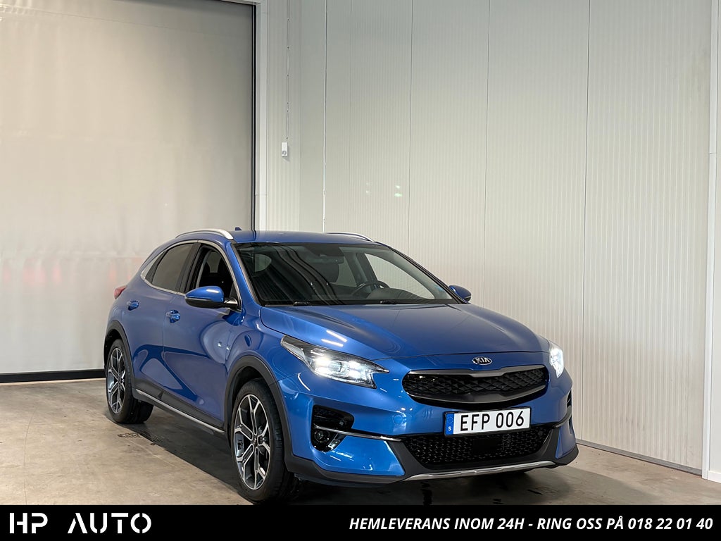 Kia Xceed Plug-In Hybrid Dragkrok Motorvärmare Cockpit