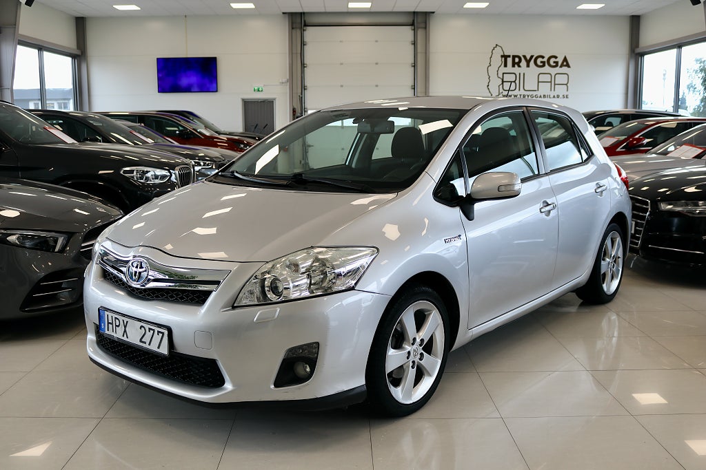 Toyota Auris Hybrid e-CVT HSD Comfort/Keyless/B-kamera/Automat/SeUtr