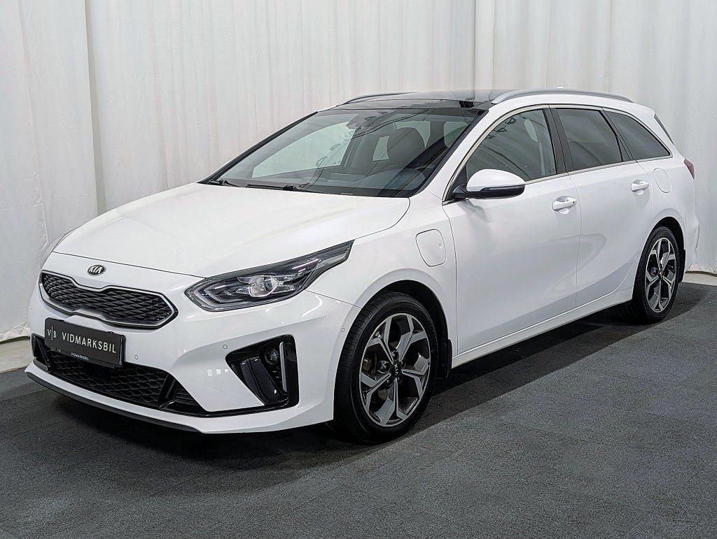 Kia Ceed Sportswagon Plug-in Hybrid DCT Eu6|Pano|Skinn|Kamera|