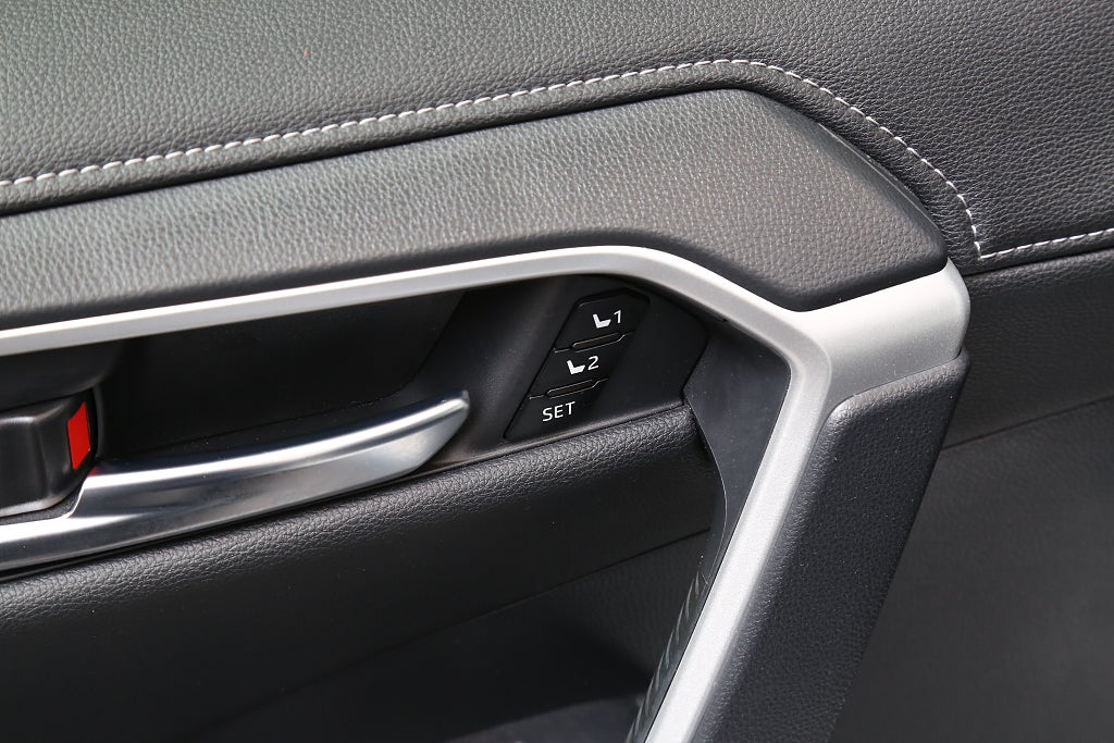 Toyota RAV4 2,5 Hybrid AWD-i E-CVT Executive Aut 2021