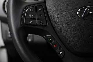 Halvkombi Hyundai i10 10 av 15