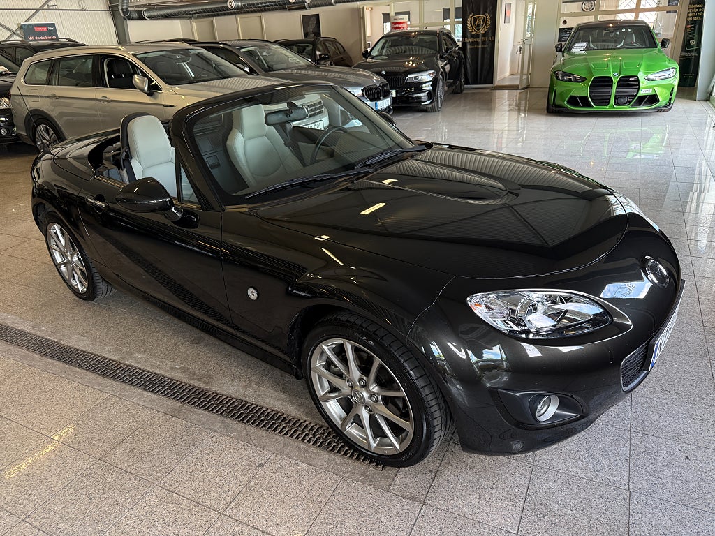 Mazda MX-5 Roadster Coupe 1.8 MZR 1 ägare Endast 1250mil Unik bil