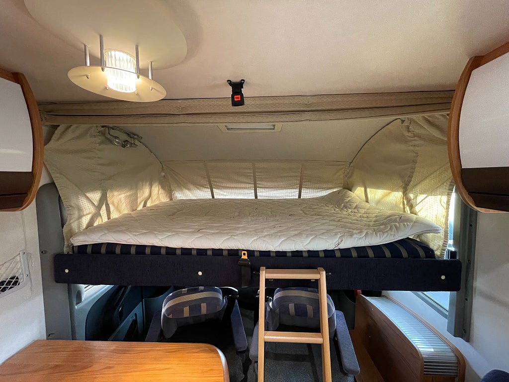 Bürstner Elegance 710 / Kedja / ALDE / AC bodel / Solcell  - Bürstner