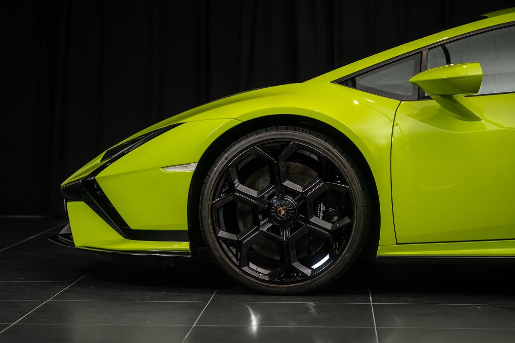 Gallery image 6 of 17