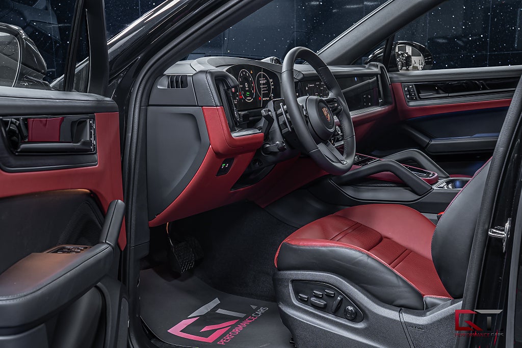 Porsche Cayenne E-Hyb Coupé 2026 Black Edition MOMS SportDesign 22"