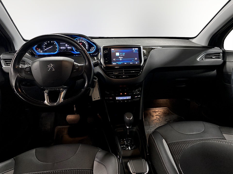 Bild på Peugeot 2008 Allure 1.2 PT 110hk Aut DRAG BAKSENSORER