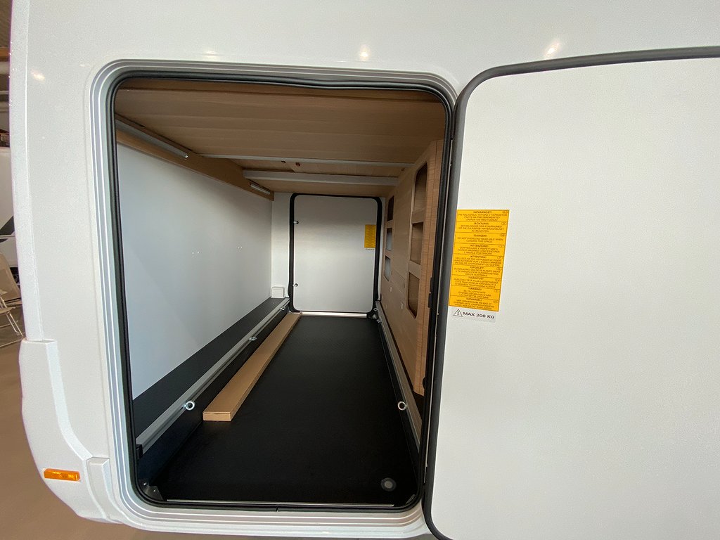 Adria Matrix Axess 670 SL / Taksäng / B-kort / Automat 140hk - Adria