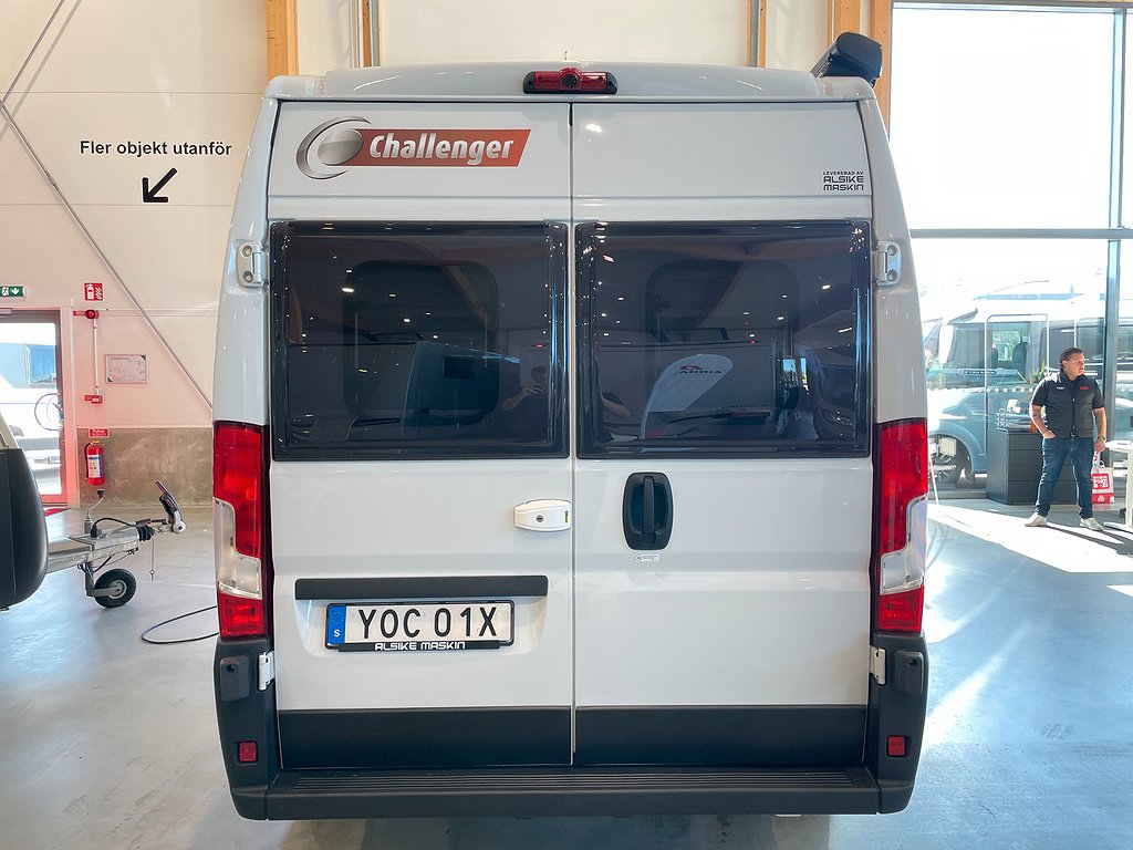 CHALLENGER Van 114 / B-körkort / Våningssäng / Under 6m - CHALLENGER